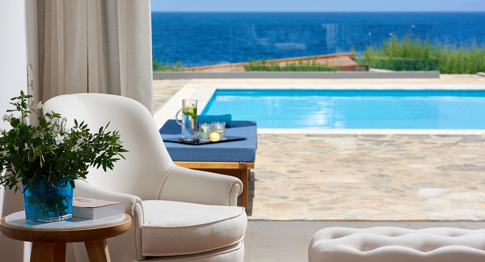 poseidon-house-–-club-suite-2-bdrm-private-pool-seafront-2.jpg